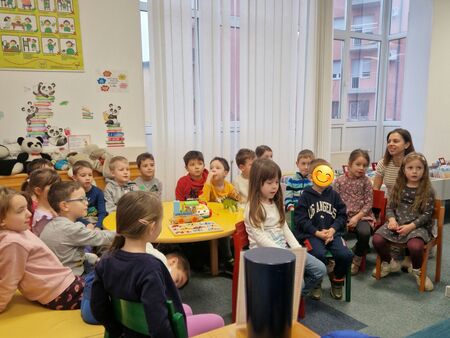 O Ketteju v knjižnici tudi otroci iz vrtca 