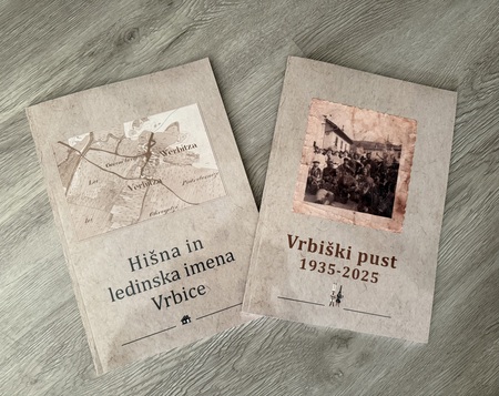 Dve knjigi, ki ju je izdalo vrbiško društvo