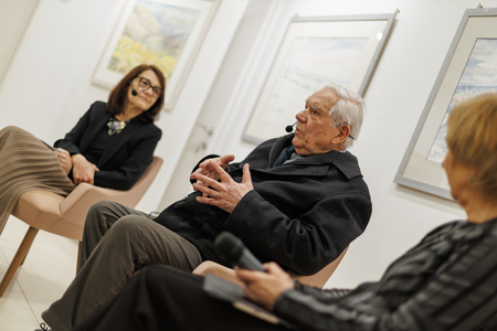 Andrej Kosič, levo Anamarija Stibilj Šajn