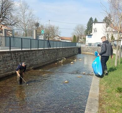 Delovna akcija ribičev ob svetovnem dnevu voda  (3)-1200