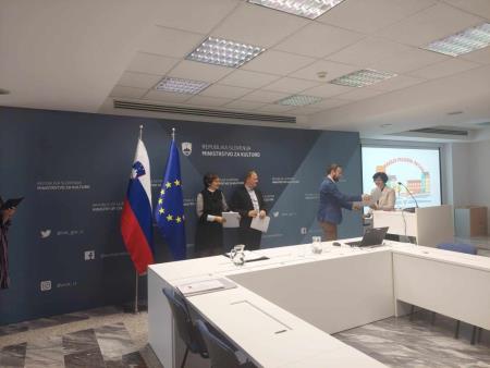 received_2105899616409984