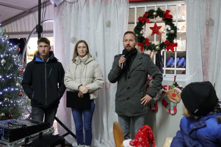 Župan_je_pozdravil_vse_obiskovalce[1]