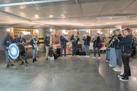 Pihalni_orkester_Ilirska_Bistrica__je_zaigral[1]