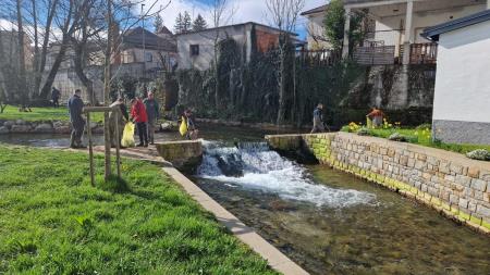 IMG-7cc83a0c2741803e7d6662cfc27f13de-V