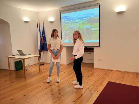 Utrinek z delavnice Deček in cvet