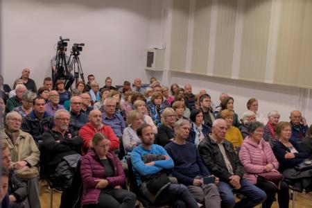 Predavanje je pritegnilo številne obiskovalce.